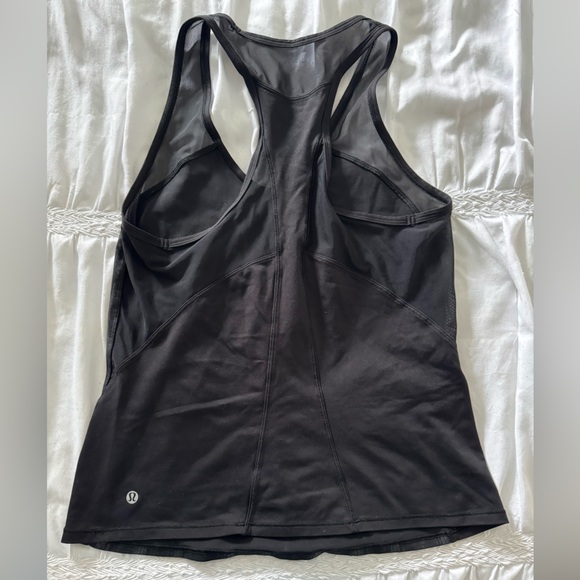 Lululemon Racerback Tank - Size 8 - Picture 2 of 2